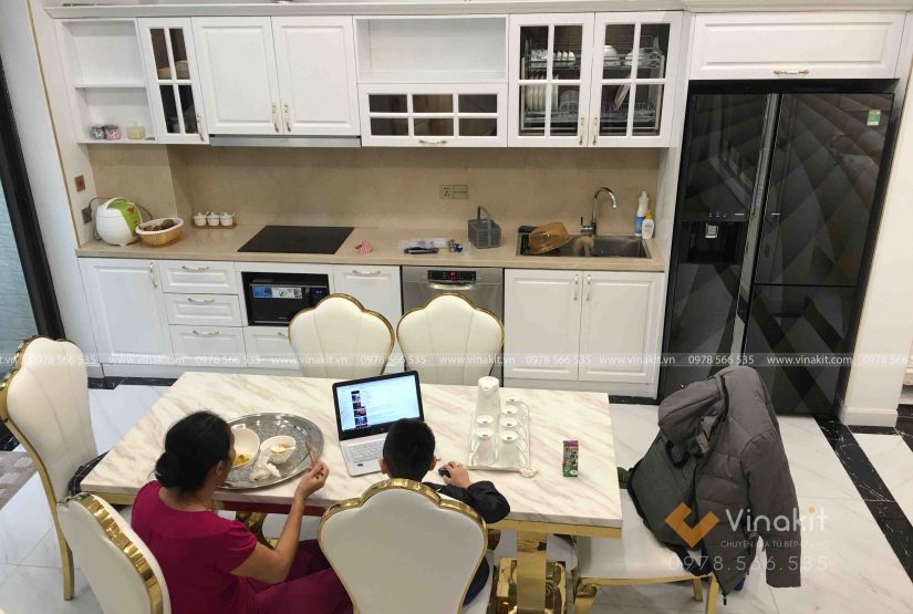 Tủ Bếp Inox Cánh Gỗ Óc Chó