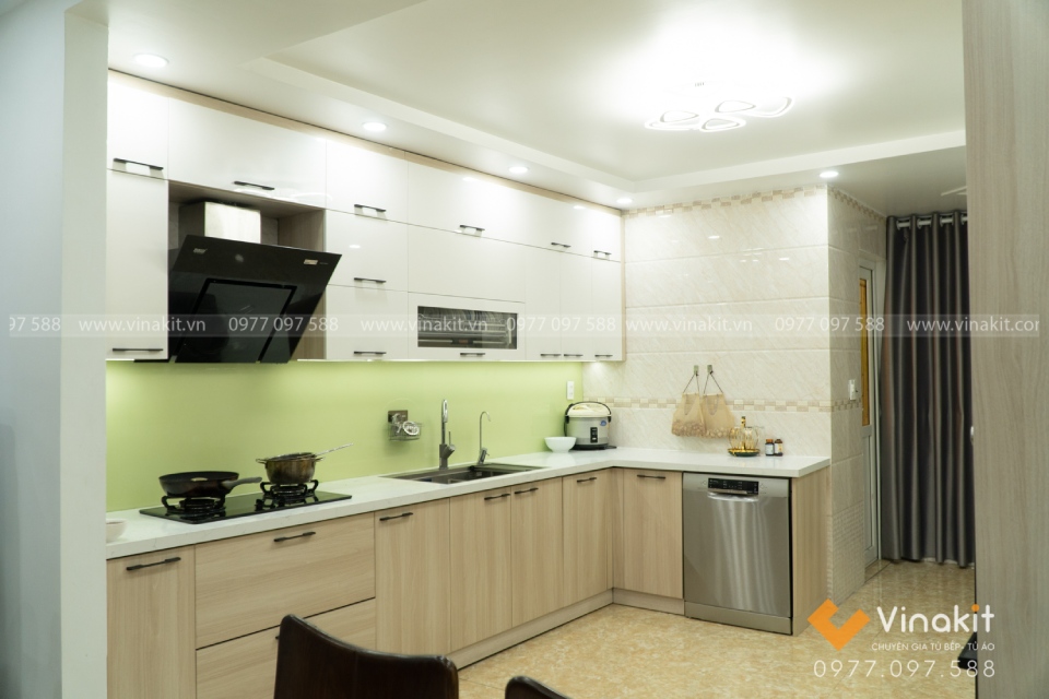 Tủ bếp inox cánh Laminate